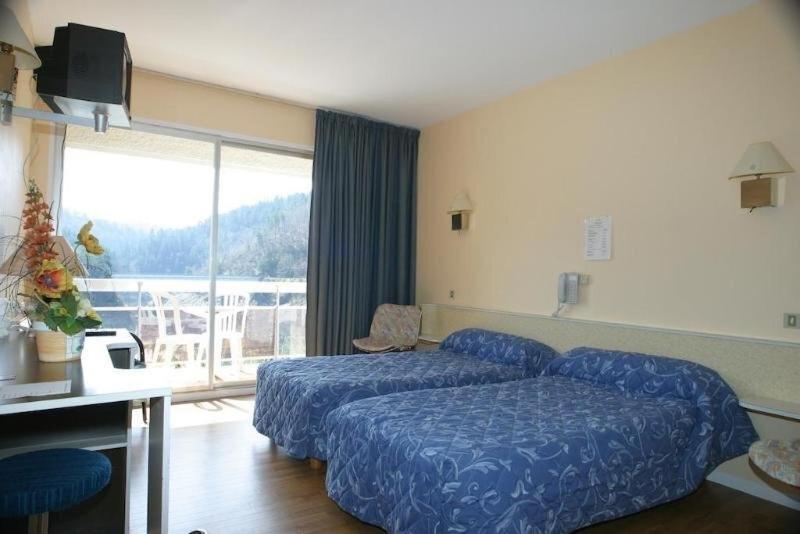 Garabit Hotel Anglards de Saint Flour Exterior photo